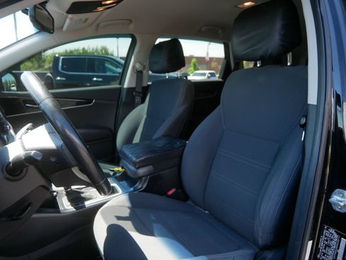 Used 2017 Kia Sorento AWD w/ LX Convenience Package image 10