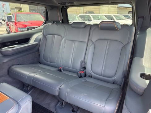 Used 2022 Jeep Grand Wagoneer Series II w/ Convenience Group III image 23