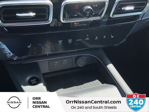 New 2026 Nissan Sentra SV w/ SV Convenience Package FWD image 23
