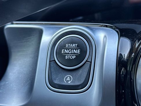 Certified 2022 Mercedes-Benz GLB 250 image 22