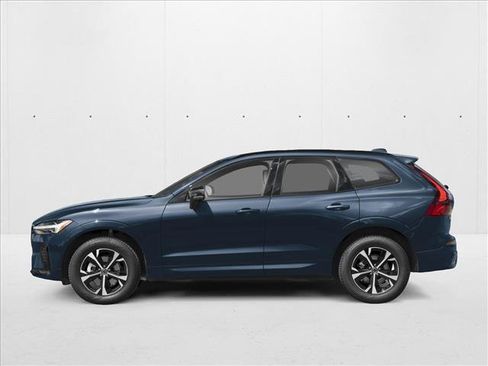 New 2026 Volvo XC60 B5 Ultra w/ Climate Package AWD/4WD image 3
