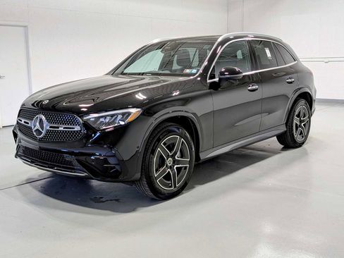 Certified 2026 Mercedes-Benz GLC 300 4MATIC image 1