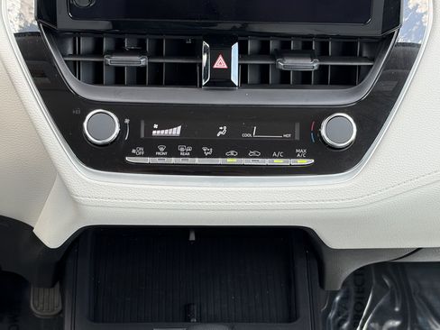 Certified 2026 Toyota Corolla Cross L FWD image 13