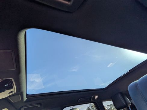 Used 2022 Land Rover Range Rover Sport SE image 26