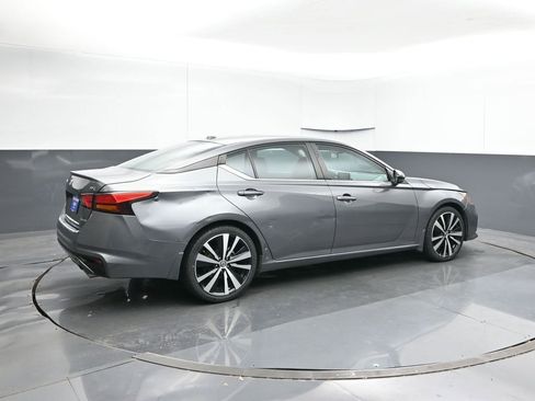 Used 2021 Nissan Altima 2.0 SR image 5