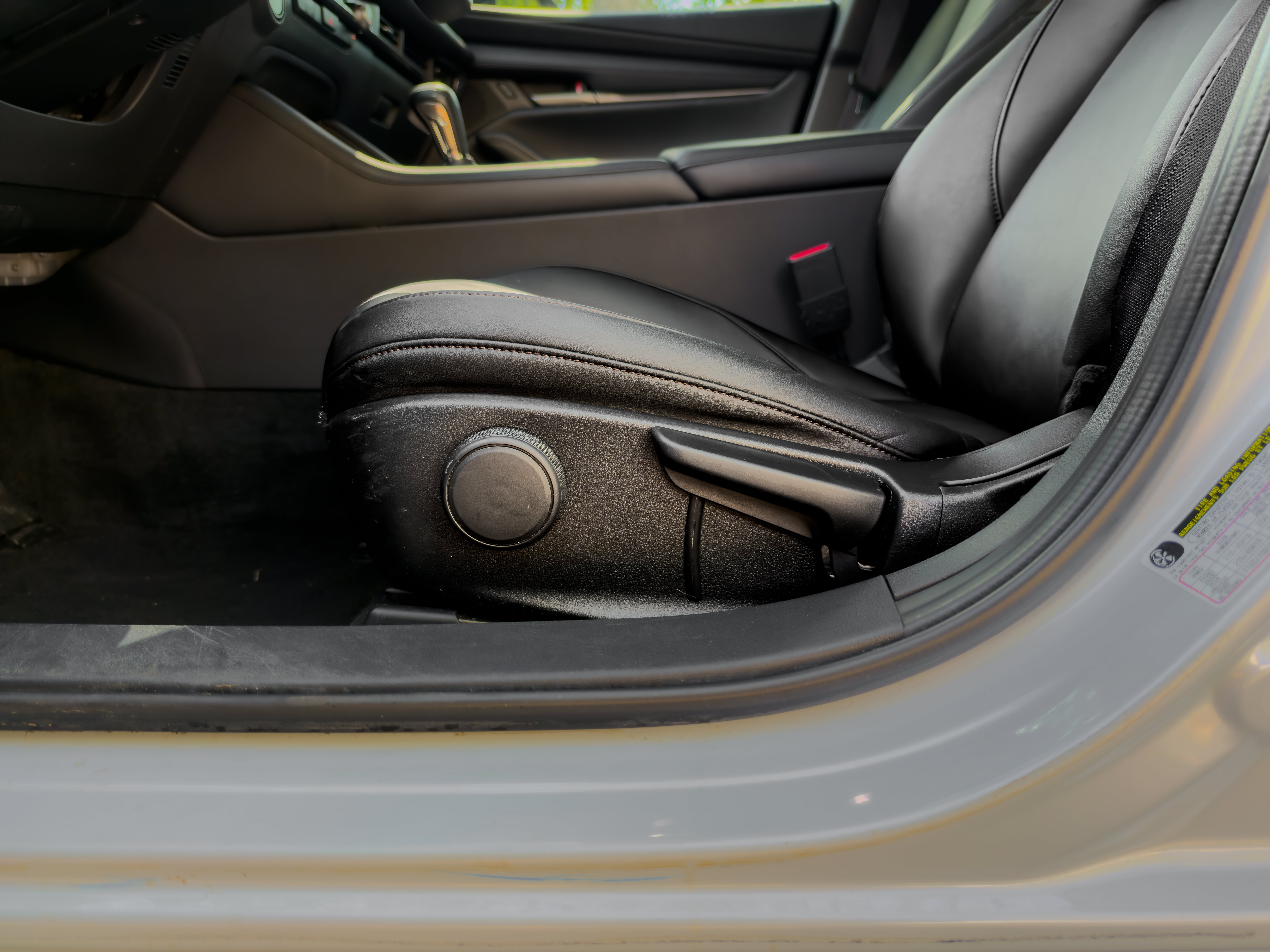 Used 2024 MAZDA MAZDA3 s FWD image 56