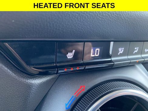 Used 2024 Chevrolet Blazer LT w/ Convenience Package image 12