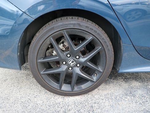 Used 2025 Honda Civic Sport image 13