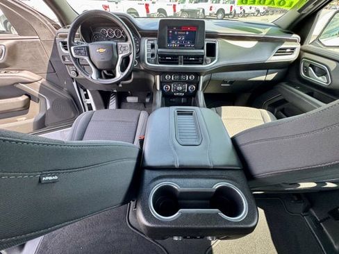 Used 2022 Chevrolet Suburban LS AWD/4WD image 10