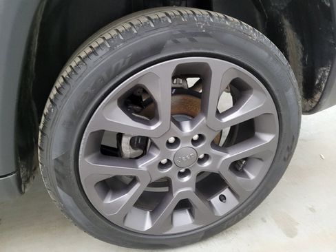 Used 2021 Jeep Compass Latitude AWD/4WD image 31