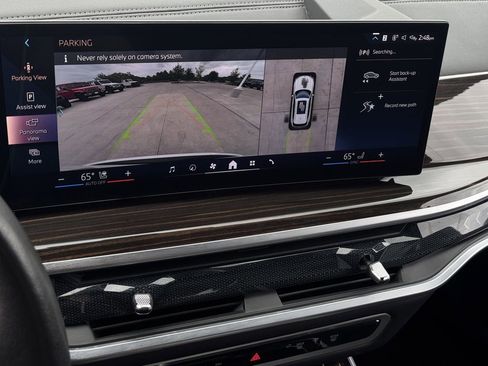 Used 2024 BMW X5 xDrive40i w/ Premium Package image 18