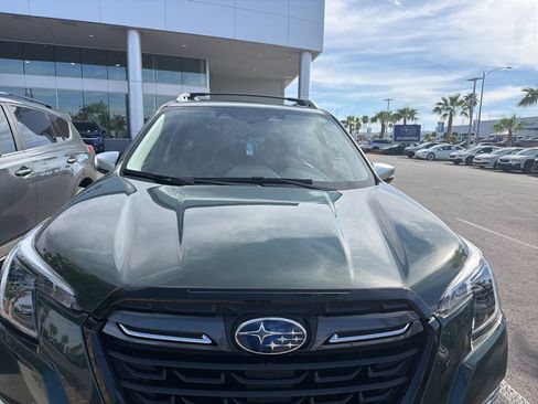 Used 2024 Subaru Forester Touring image 5