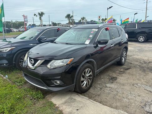 Used 2015 Nissan Rogue SL w/ SL Premium Package FWD image 6