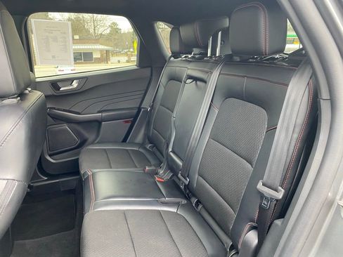 Used 2025 Ford Escape ST-Line image 17