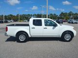 Used 2019 Nissan Frontier SV image 3