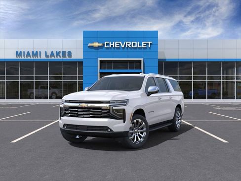 New 2025 Chevrolet Suburban Premier image 8