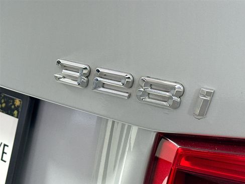 Used 2016 BMW 328i Sedan image 14