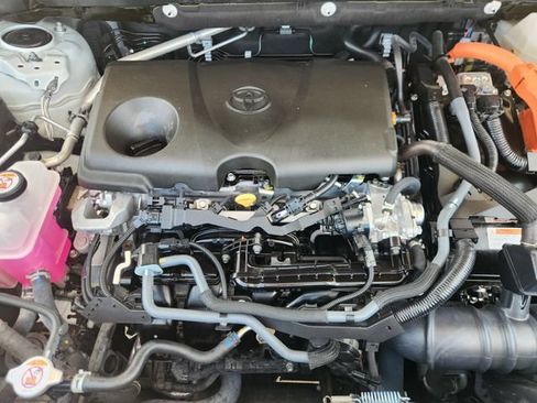 Certified 2024 Toyota RAV4 XSE AWD/4WD image 32