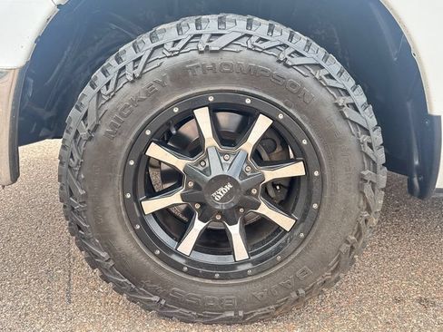 Used 2019 RAM 1500 Classic SLT w/ Luxury Group AWD/4WD image 16