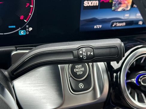 New 2026 Mercedes-Benz GLB 250 4MATIC image 20