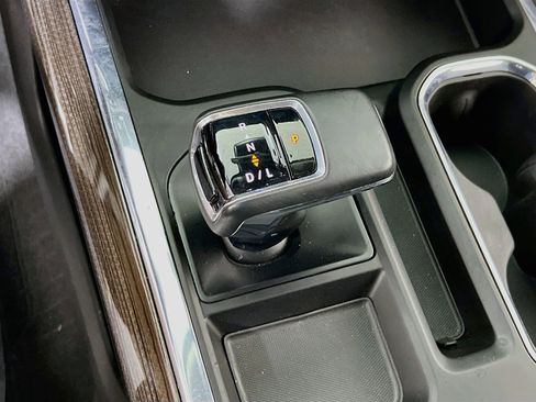Used 2023 Chevrolet Silverado 1500 RST w/ Redline Edition AWD/4WD image 17
