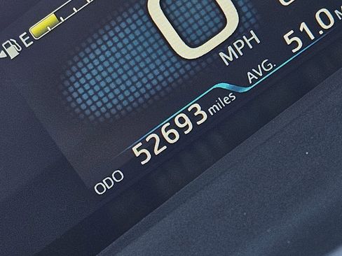 Used 2019 Toyota Prius LE image 15