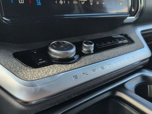 Used 2026 Ford Expedition Tremor AWD/4WD image 22