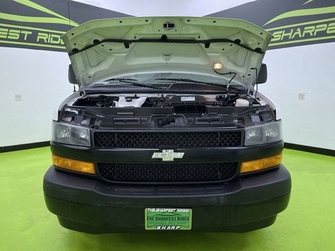 Used 2019 Chevrolet Express 2500 image 4