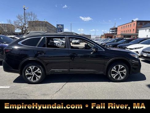 Used 2021 Subaru Outback Limited AWD/4WD image 3