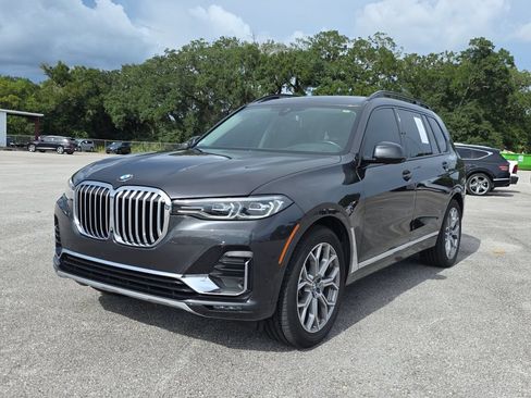 Used 2020 BMW X7 xDrive40i w/ Premium Package AWD/4WD image 4