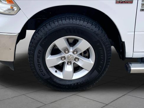 Used 2020 RAM 1500 Classic SLT w/ Luxury Group RWD image 10