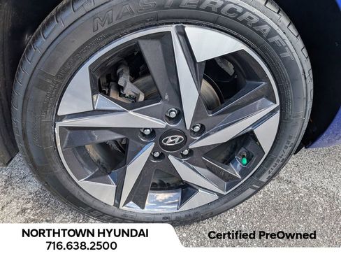 Certified 2023 Hyundai Elantra Limited image 44