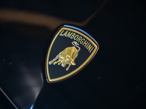 Used 2025 Lamborghini Revuelto AWD/4WD image 81