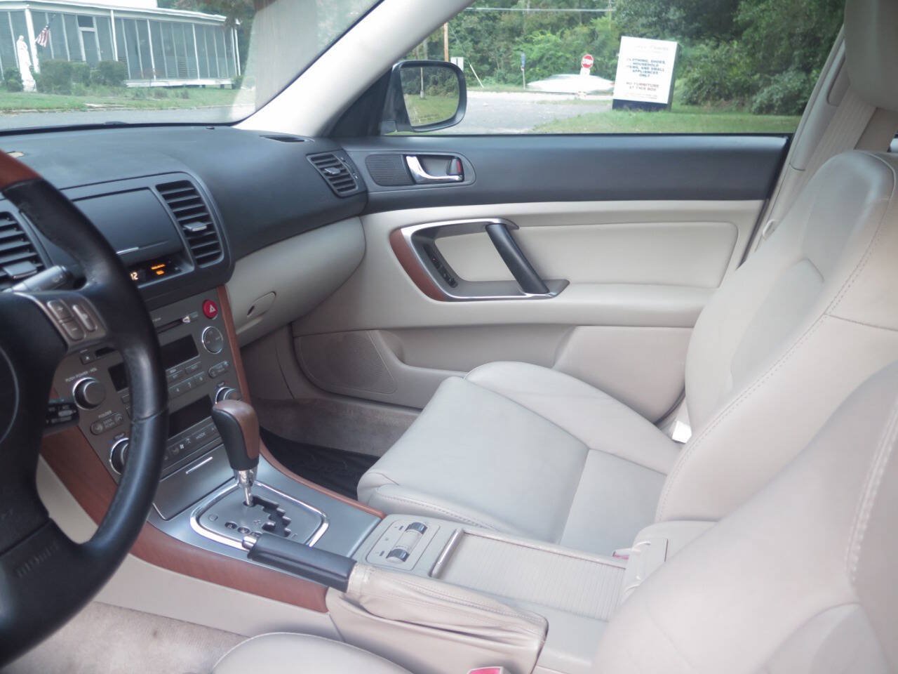 Used 2005 Subaru Outback 3.0R Limited AWD/4WD image 10