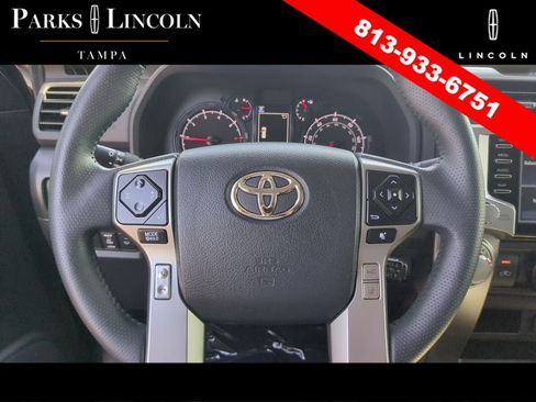 Used 2024 Toyota 4Runner SR5 AWD/4WD image 28