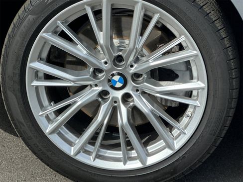 Used 2024 BMW 330i Sedan image 31