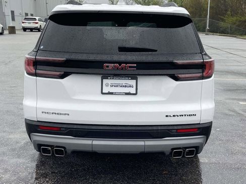 Used 2025 GMC Acadia Elevation FWD image 5