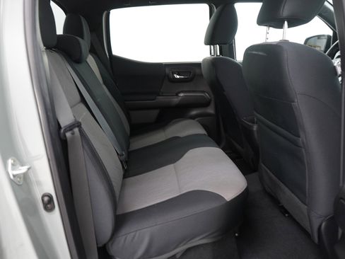 Used 2023 Toyota Tacoma TRD Sport image 16