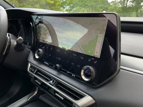 Used 2023 Lexus RX 500h F Sport w/ Cold Area Package image 30