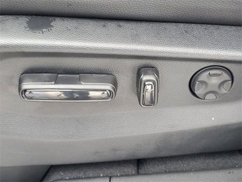 New 2026 Honda Odyssey Touring image 19