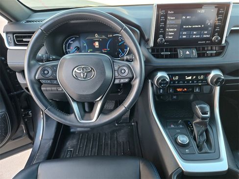 Used 2019 Toyota RAV4 XSE image 13