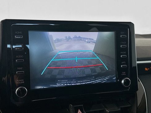 Used 2020 Toyota Corolla LE FWD image 13