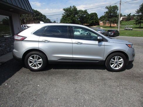 Used 2017 Ford Edge SEL w/ Equipment Group 201A AWD/4WD image 9