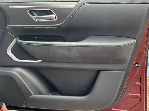 Used 2025 INFINITI QX80 Luxe RWD image 26