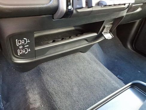 New 2026 RAM 2500 Tradesman AWD/4WD image 17
