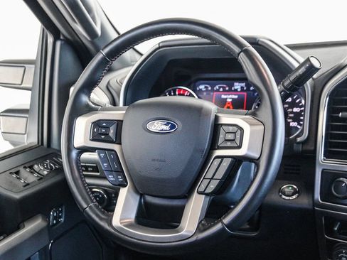 Certified 2022 Ford F450 Platinum w/ FX4 Off-Road Package AWD/4WD image 16