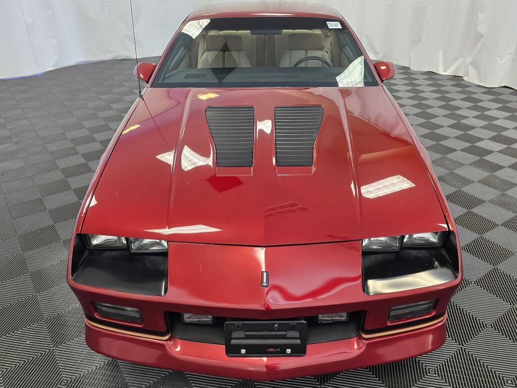 Used 1988 Chevrolet Camaro IROC-Z RWD image 10