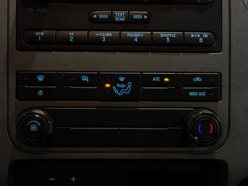 Used 2012 Ford F250 XLT w/ XLT Interior Pkg AWD/4WD image 6
