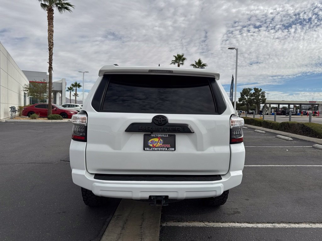 Certified 2021 Toyota 4Runner TRD Off-Road Premium AWD/4WD image 7