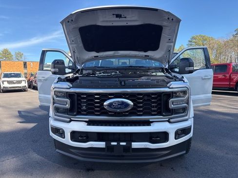 New 2026 Ford F450 Platinum w/ FX4 Off-Road Package image 25
